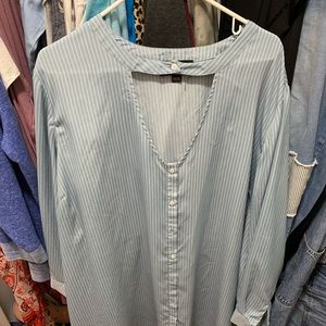 Long sleeve button up shirt